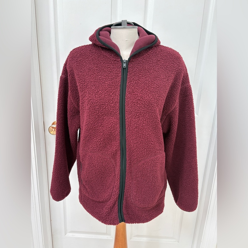 Hyba Women's Burgundy Fleece Sherpa style Jacket/sweater